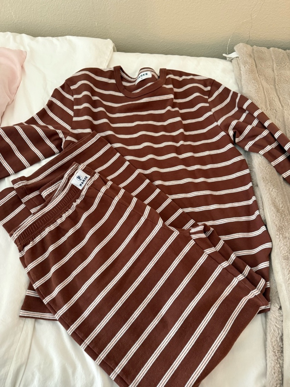 Parke rose and mocha matching set